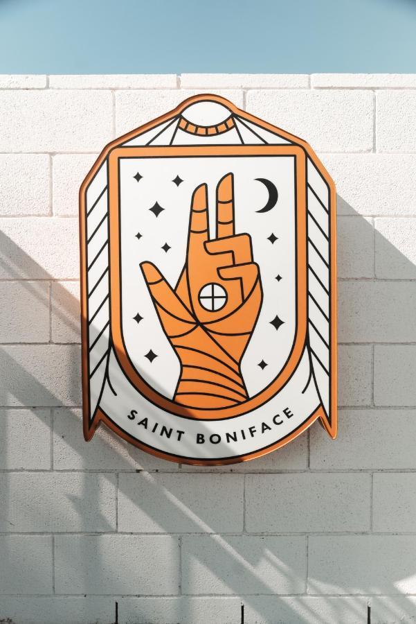 Saint Boniface Hotel Indio Exterior photo