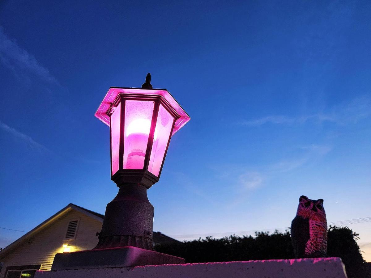 Saint Boniface Hotel Indio Exterior photo